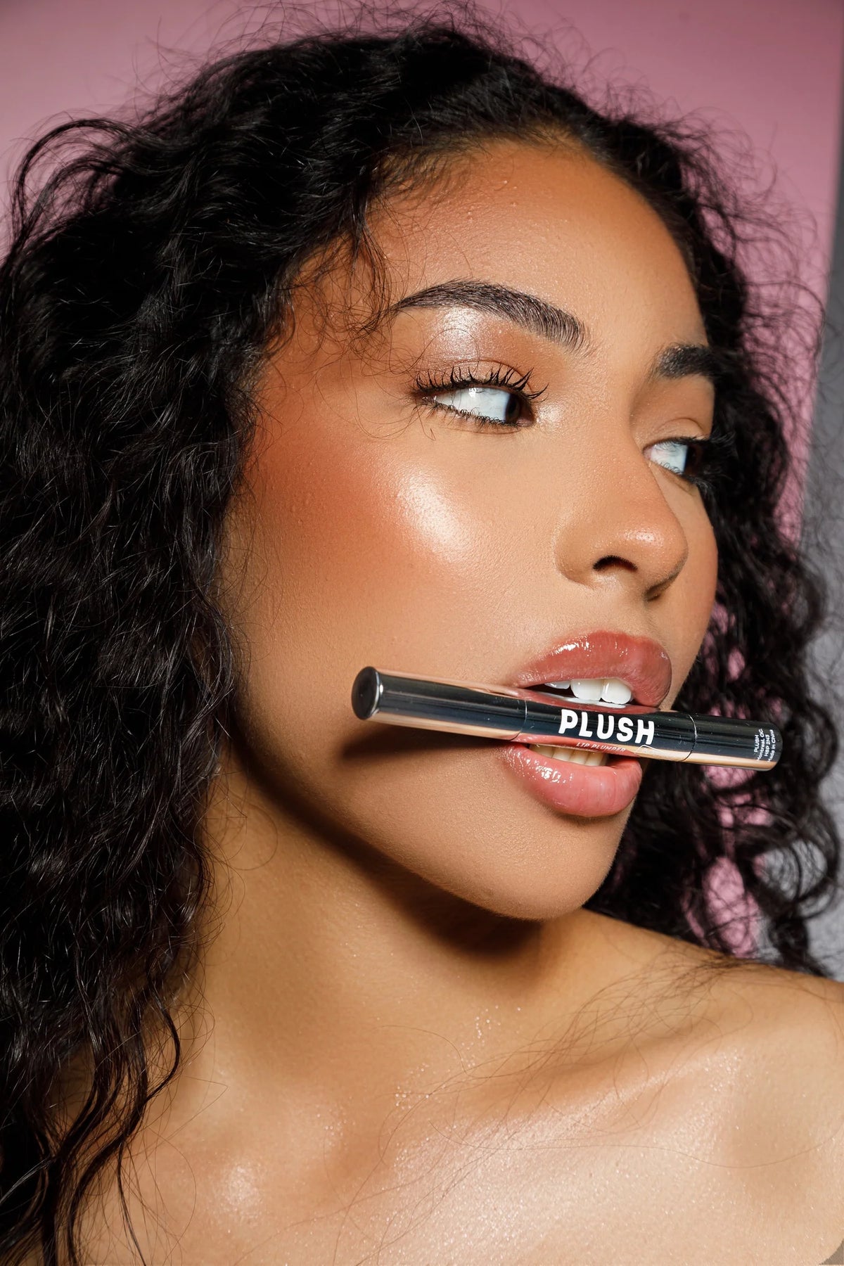 Achieve Fuller Lips Instantly